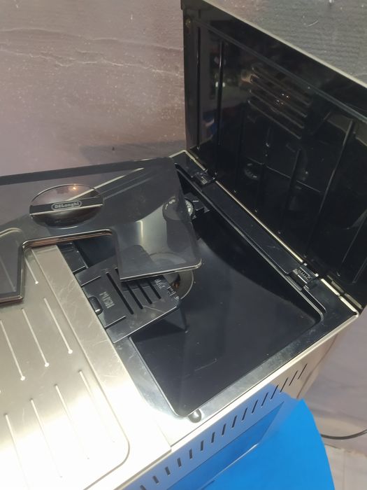 Кавоварка Delonghi primadonna S deluxe