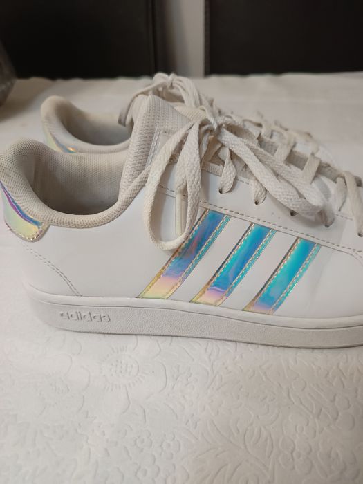 Sapatilhas da Adidas.tam.38.5.em bom estado.