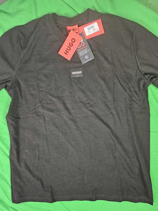 Koszulka męska czarna t-shirt hugo boss nowość znaczek kwadrat