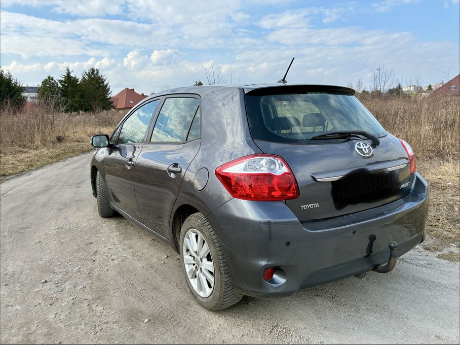 Sprzedam Toyote Auris