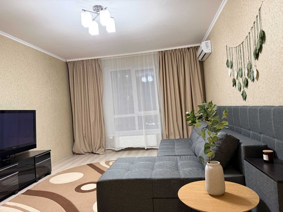 Акварелі 2, Кузьми Скрябіна 29, Вишневе оренда просторої 1к квартири