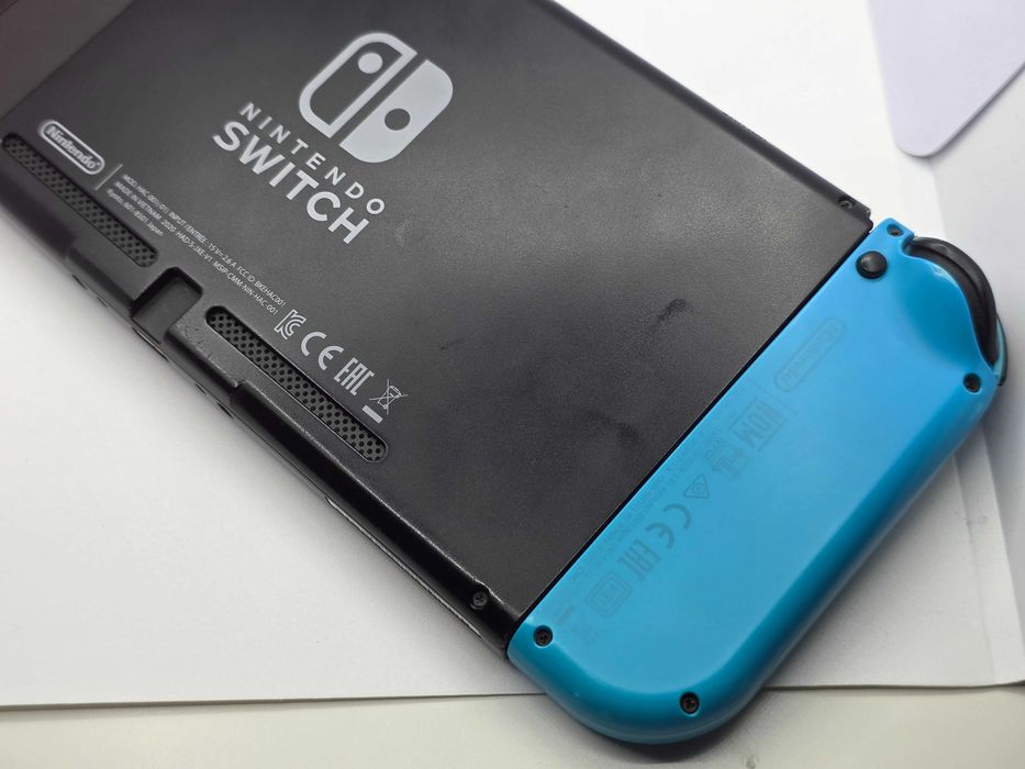 Konsola Nintendo Switch neon zestaw