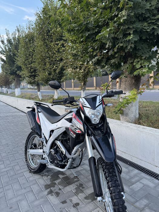 Мотоцикл Loncin Lx250-GY3