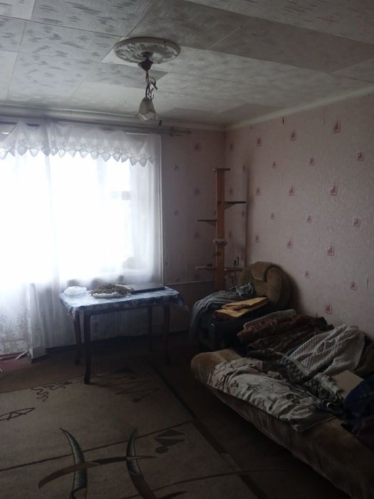 Продам 4к квартиру (район парку)