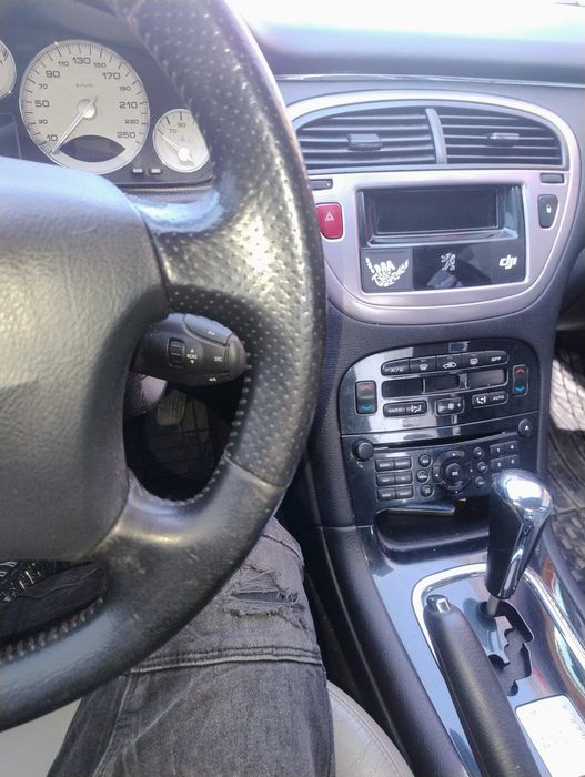 Peugeot 607 2.7HDI V6