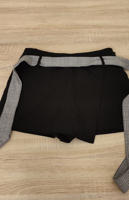 Saia calção da Zara