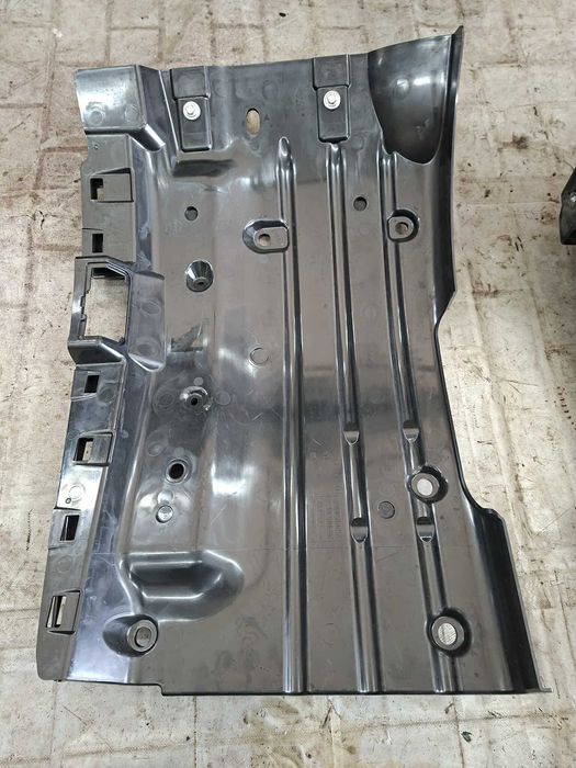 Błotniki pod kabinowe Scania ngs różne rodzaje