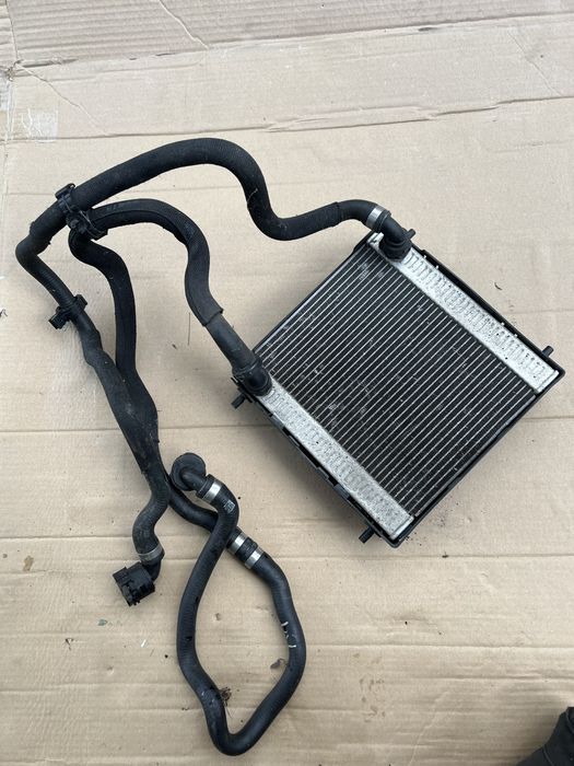 Dodatkowa chłodnica wody BMW G11 G12 G30 G31