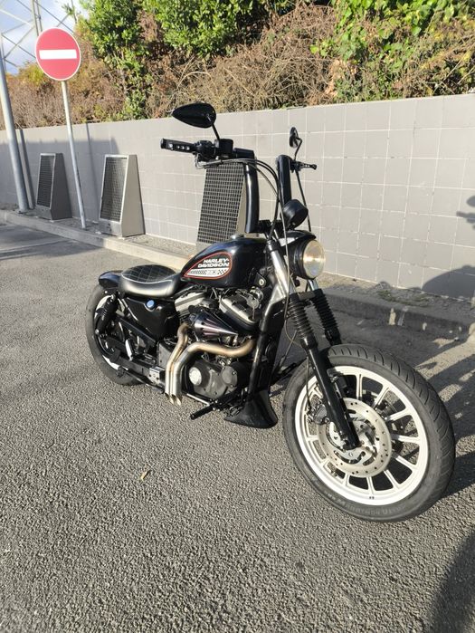 Harley Davidson sportster xl883r