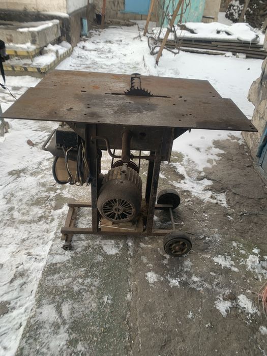 Станок фуганок,церкулярка. Сделано добротно!