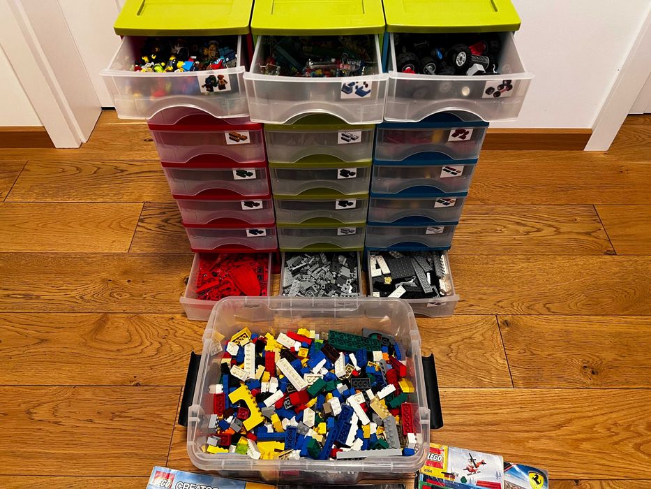 OKAZJA!!! LEGO - kilkanaście zestawów + instrukcje + 21 szufladek