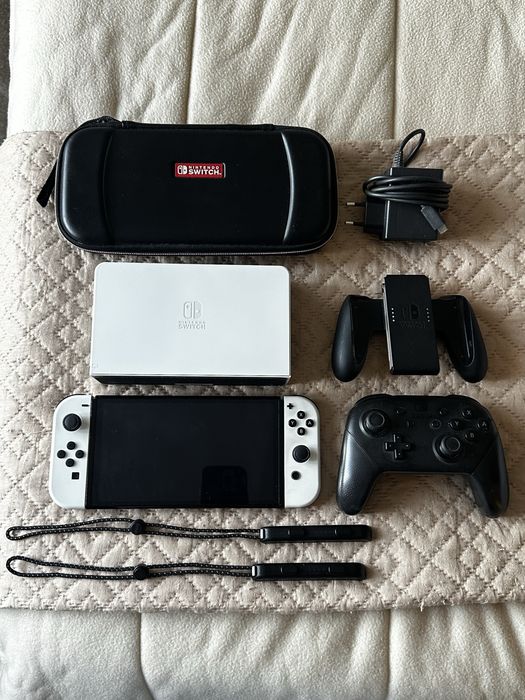 Nintendo Switch Oled + Jogo + Acessorios