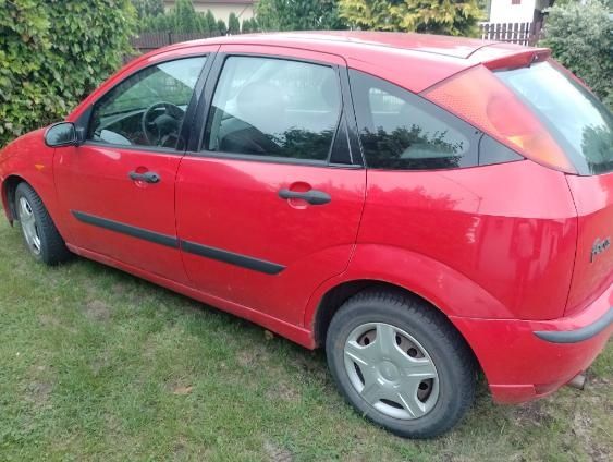 Sprzedam ford focus   2004 1.6