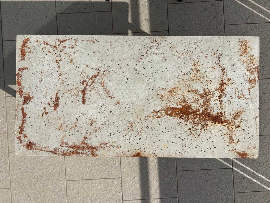 Stół ogrodowy, stolik kawowy, efekt rdzy