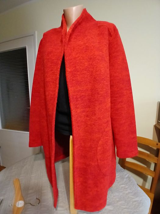 ⁸. Lekki płaszczyk, narzutka, Top Secret