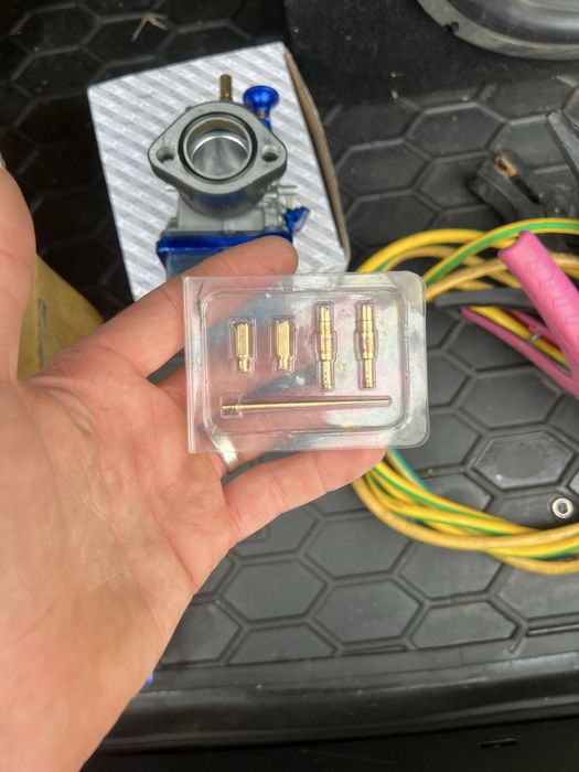 Карбюратор універсальний pwk28