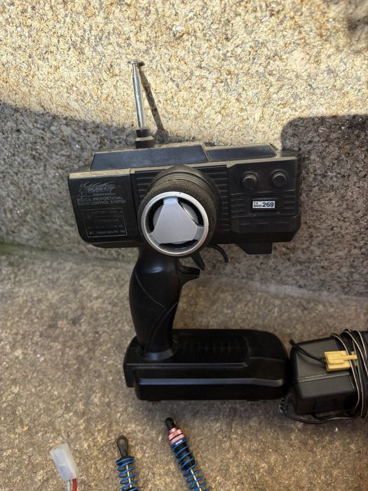 Carro telecomandado