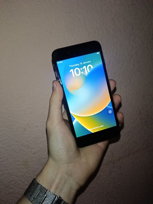 iPhone 8 plus 64gb neverlook