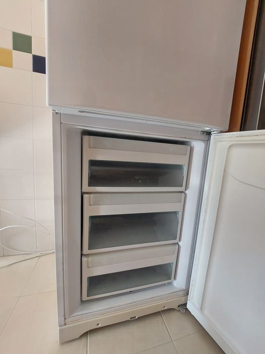 Frigorífico Combinado Hotpoint Ariston