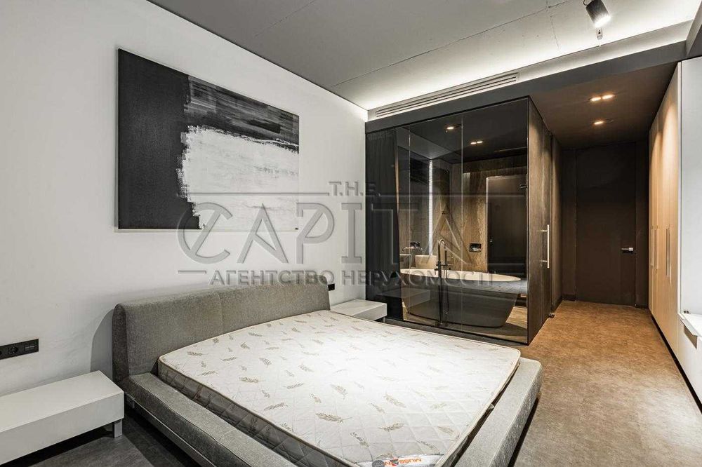 АВТОНОМНИЙ ПОВНІСТЮ клубний будинок преміум-класу 3 кімнати Печерськ