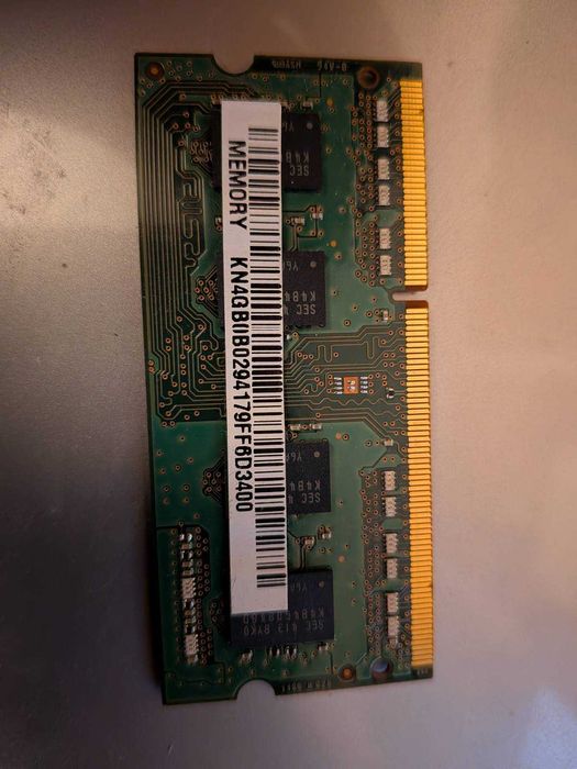 4GB RAM - Samsung