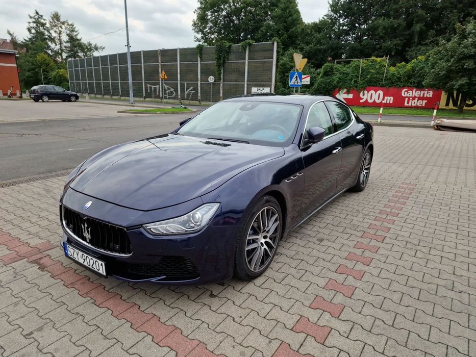 Maserati Ghibli Zadbane doinwestowane Maserati Ghibli SQ4 430hp po liftingu model 2017