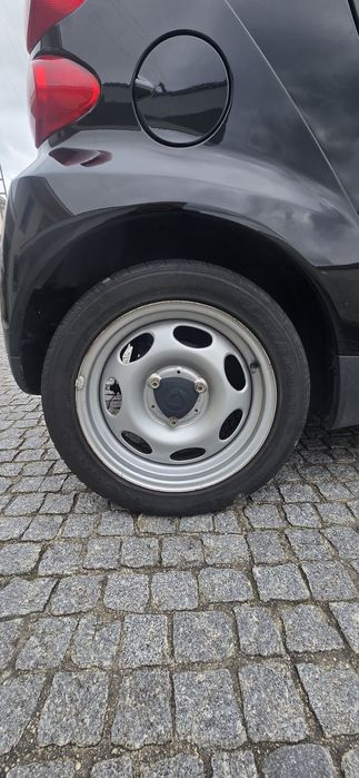 Vendo 4 jantes smart fortwo com pneus