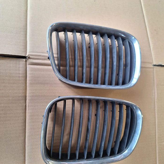 GRIL GRILL NERKA BMW E39