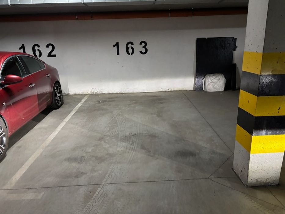 Wynajmę miejsce postojowe