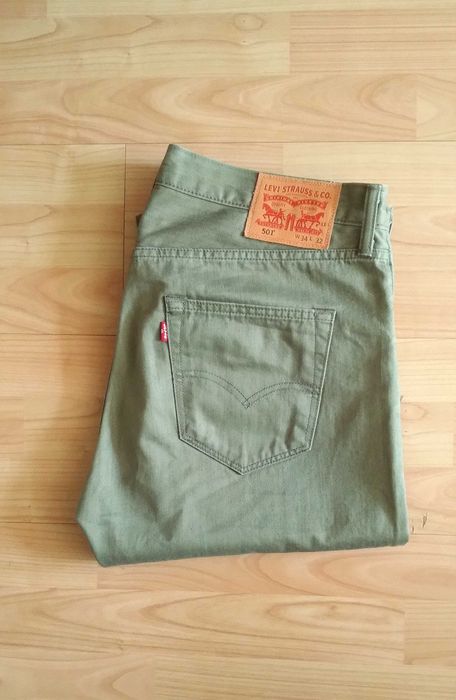 Класичні, прямі джинси Levi's. Оригінал