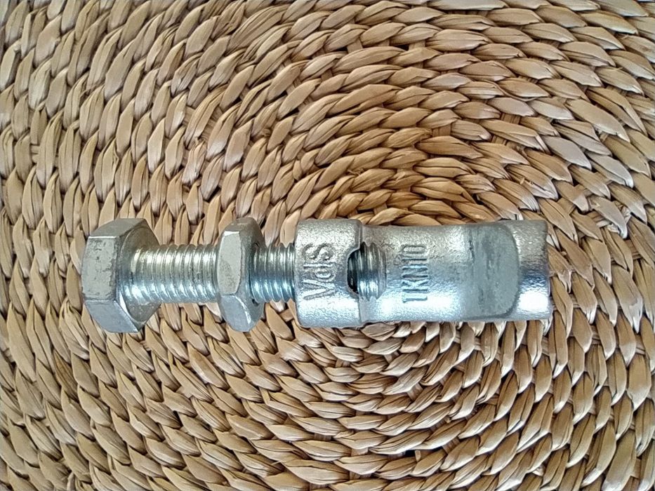 154szt. Klamra do dźwigarów zacisk konik kowadełko TKN8 TKN10 TK10 ...