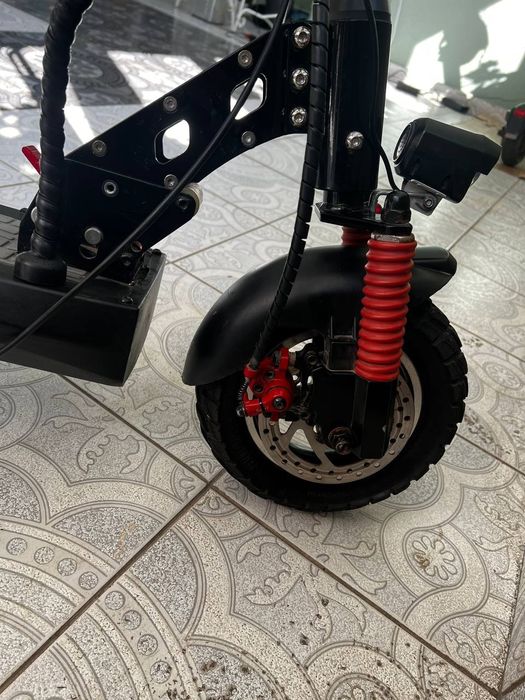 Електросамокат KUGOO KIRIN M4 PRO