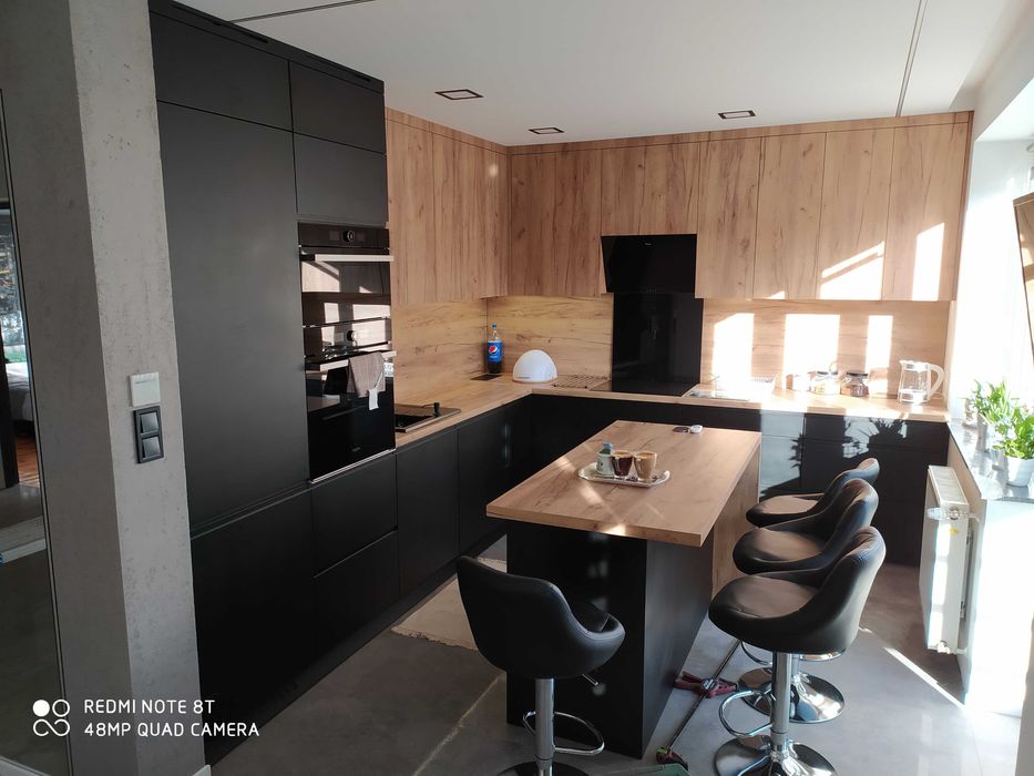 Meble na wymiar, Meble kuchenne, kuchnia na wymiar, Szafa, garderoba