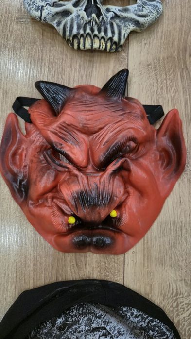 Trzy maski Halloween