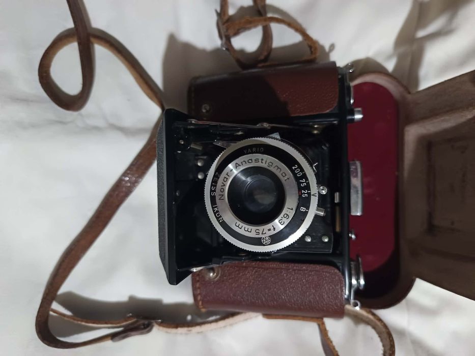 Câmara Vintage Zeiss Ikon Nettar 515/16 + Bolsa