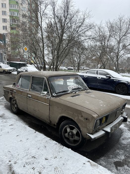 жига на полном ходу. мотор как часики. коробка и мост не гудят. ходовка живая. редуктор заваренный - отличный вариант для тренировок. оформление по желанию