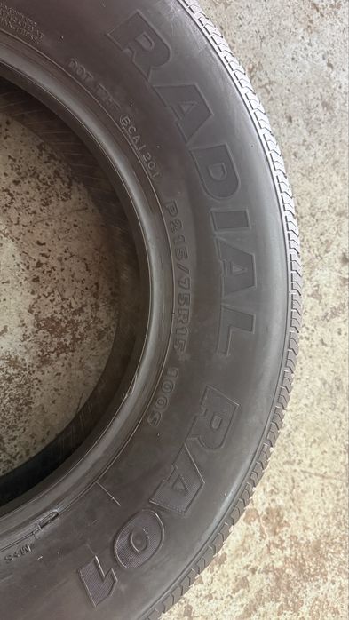 Pneus P215/75r15 100S Aurora Radial RA01 com 80% piso