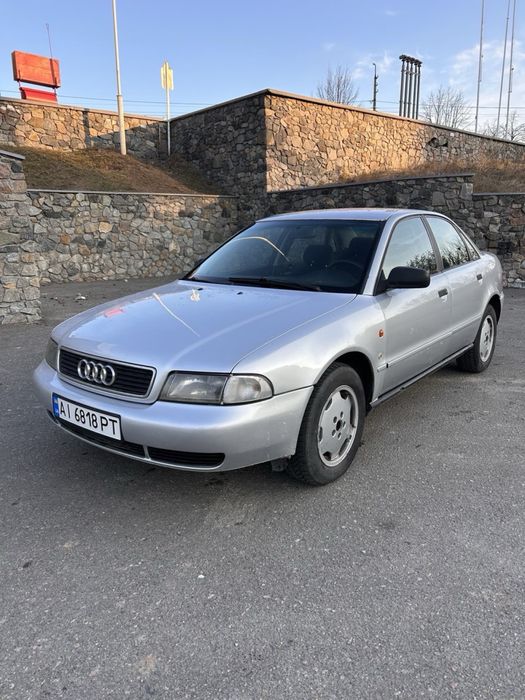 Ауді А4 1996, 1,8 безн