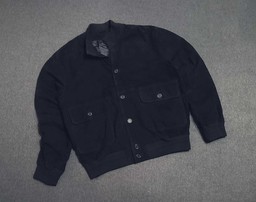 Замшева куртка-бомбер