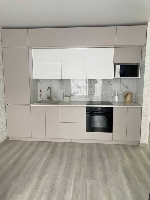 Здається 2-кімнатна квартира на вул.Віктора Некрасова 8