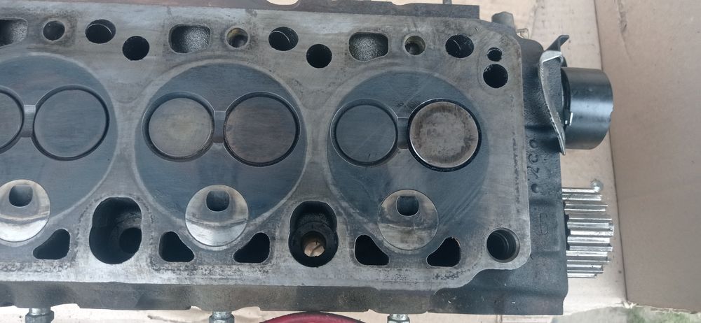 Головка блока ГБЦ, Форд ескорт мондео 1.8-1.6 D/TD