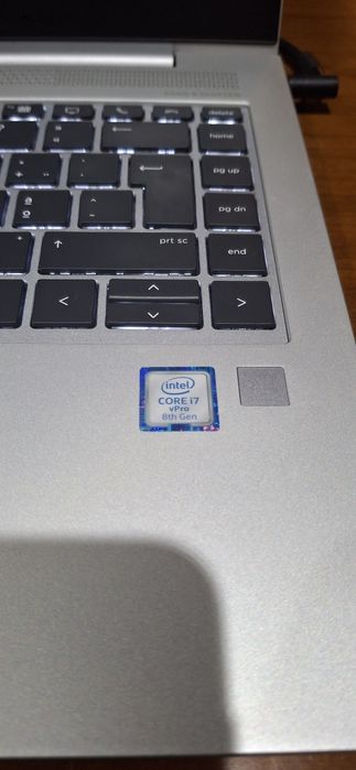 Portatil HP i7-8650u