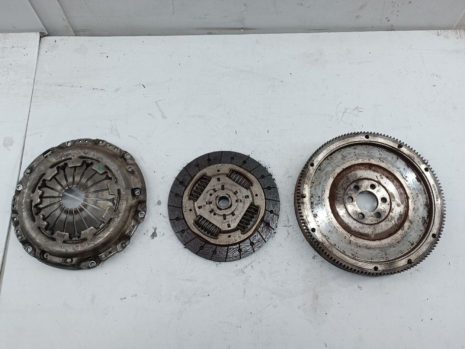 Kit Volante / Embraiagem - VOLKSWAGEN Polo (6R1, 6C1) | 09 -