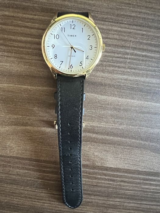 Zegarek Timex Easy Reader – skórzany pasek