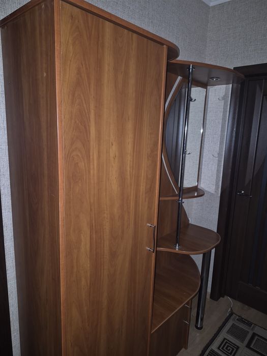 Срочно!!! Продам прихожую в коридор