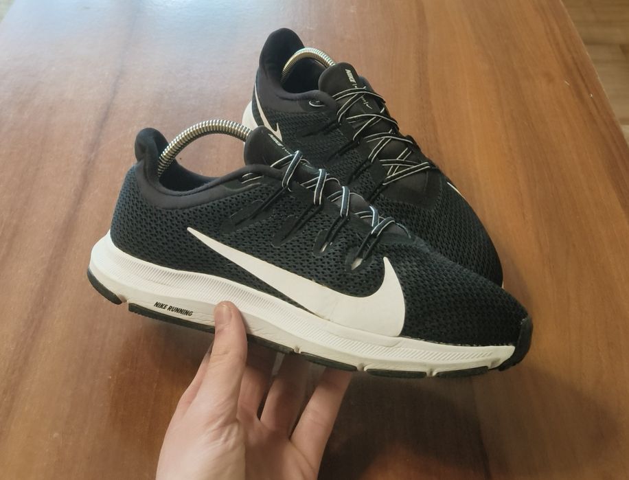 Кросівки спортивні бігові Nike Air Zoom Quest 2 41 розмір