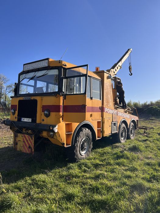 Holownik, dźwig terenowy 6x6, pomoc drogowa