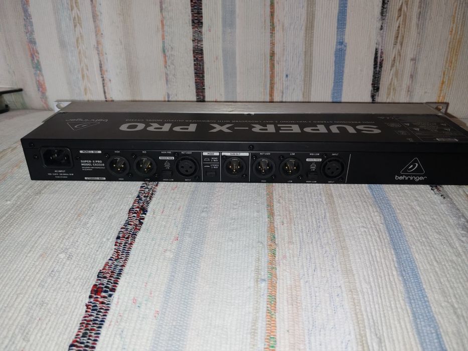 Behringer Super-X Pro CX2310 – Crossover Ativo Profissional