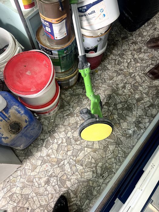 Żyrafa do szlifowania gipsów