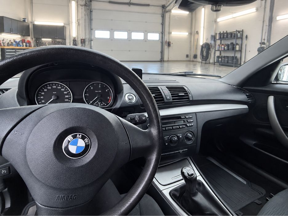 BMW  seria 1. 2007 rok